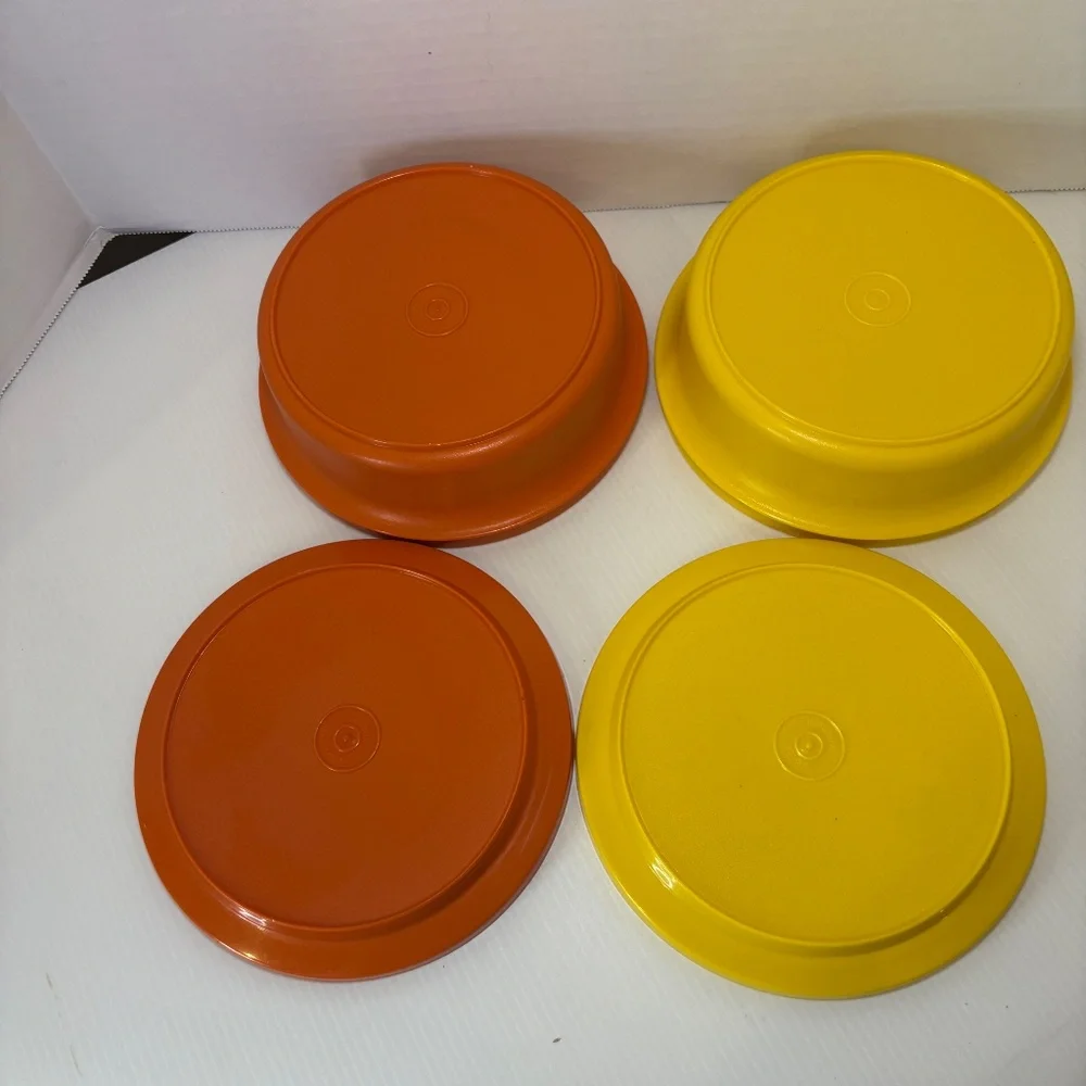 VTG Lot Of 2 Tupperware Harvest Colors Seal N Serve Bowls & Lids #1207 & #1253